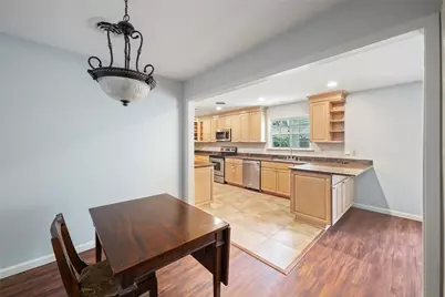 10502 Timberwood Drive, Houston, TX 77043 - Photo 10