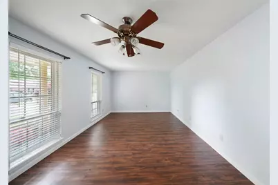 10502 Timberwood Drive, Houston, TX 77043 - Photo 4