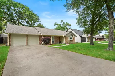 10502 Timberwood Drive, Houston, TX 77043 - Photo 2
