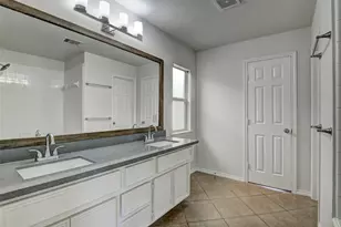 7042 Plum Creek Terrace Ln, Houston, TX 77087 - Photo 20