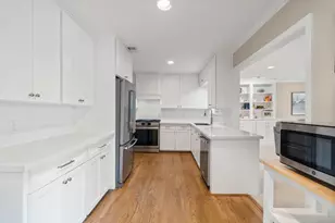 5414 Pagewood Ln, Houston, TX 77056 - Photo 8