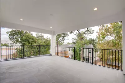 110 E 28th Street, Houston, TX 77008 - Photo 16