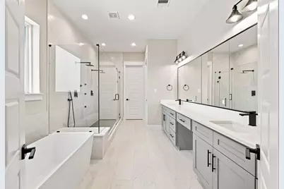 110 E 28th Street, Houston, TX 77008 - Photo 10