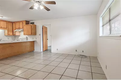 120 McAdams Lane #G, Huntsville, TX 77320 - Photo 2