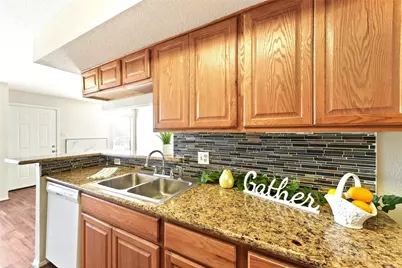 6633 W Airport Boulevard #1306, Houston, TX 77035 - Photo 12