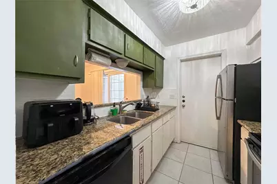 5218 Milwee Street #2, Houston, TX 77092 - Photo 10