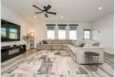 2917 Skyline Mesa Drive, Houston, TX 77047 - Photo 8