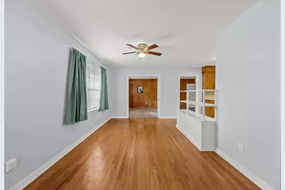 101 S Delmont Drive E, Conroe, TX 77301 - Photo 6