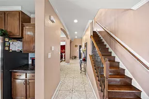 8503 Center St, Hitchcock, TX 77563 - Photo 10