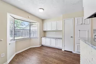 7962 Southmeadow Dr, Houston, TX 77071 - Photo 6