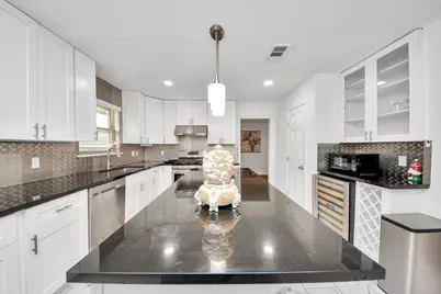 5823 McKnight Street, Houston, TX 77035 - Photo 20