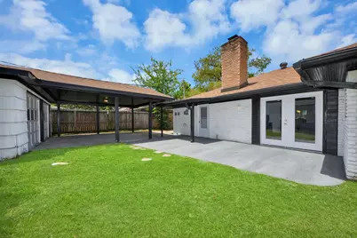 5823 McKnight Street, Houston, TX 77035 - Photo 40
