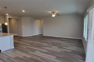 10307 Hermann Trace, Texas City, TX 77591 - Photo 4