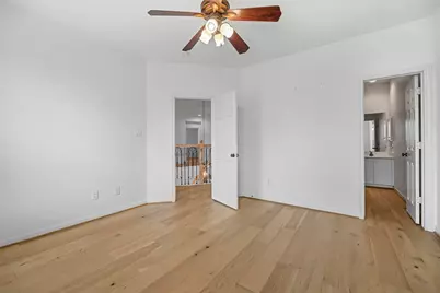 98 E Beckonvale Circle, The Woodlands, TX 77382 - Photo 30
