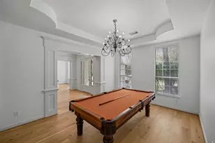 98 E Beckonvale Cir, The Woodlands, TX 77382 - Photo 10