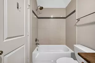 9948 Woodwind Ln N, Houston, TX 77025 - Photo 32
