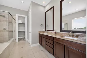 9948 Woodwind Ln N, Houston, TX 77025 - Photo 16