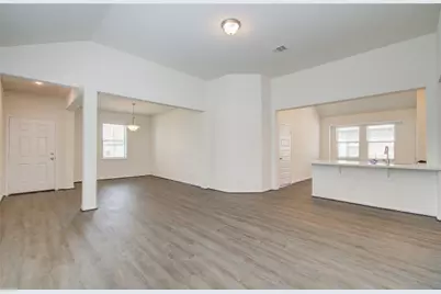 8414 Beacon Bay Circle, Baytown, TX 77523 - Photo 8