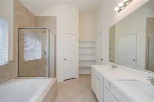 8414 Beacon Bay Cir, Baytown, TX 77523 - Photo 18