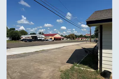 709 N Buffalo Avenue, Buffalo, TX 75831 - Photo 4