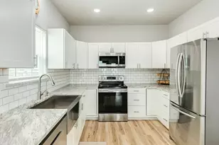 2938 Bluewater Hwy, Surfside Beach, TX 77541 - Photo 12
