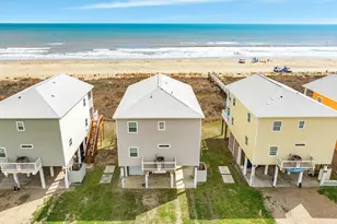 2938 Bluewater Hwy, Surfside Beach, TX 77541 - Photo 30