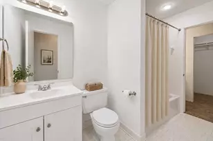 3606 Ocee St, Houston, TX 77063 - Photo 10