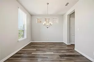12721 Flora Manor Dr, La Marque, TX 77568 - Photo 10