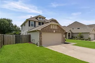 8946 Westfield Glen Ct, Houston, TX 77083 - Photo 2