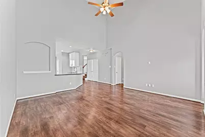 8946 Westfield Glen Court, Houston, TX 77083 - Photo 10