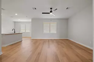 14008 Starboard Reach Dr, Texas City, TX 77510 - Photo 4