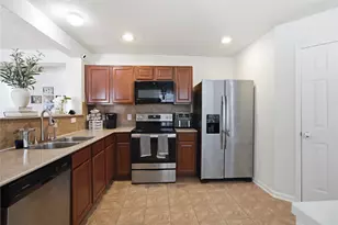 6515 Green Pear Ln, Houston, TX 77049 - Photo 12