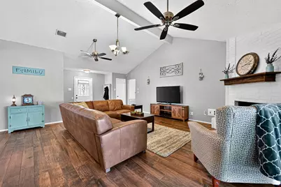 930 Holly Hall Drive, Richmond, TX 77406 - Photo 6