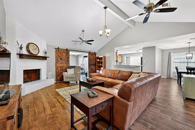 930 Holly Hall Drive, Richmond, TX 77406 - Photo 4