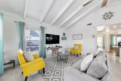 16607 Jamaica Cove Road, Jamaica Beach, TX 77554 - Photo 18