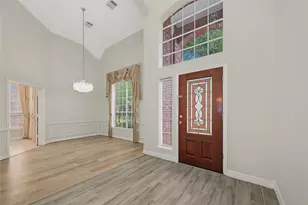 5807 Bayberry Way, Sugar Land, TX 77479 - Photo 4
