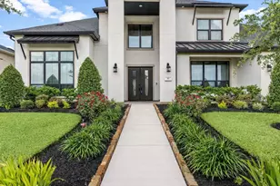 10631 Crystal Spring Dr, Missouri City, TX 77459 - Photo 2