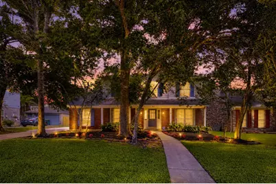 80 Eagle Rock Circle, The Woodlands, TX 77381 - Photo 2