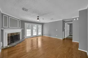 80 Eagle Rock Cir, The Woodlands, TX 77381 - Photo 10
