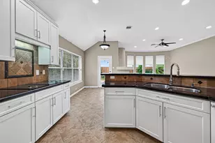 1103 Parkhaven Ln, Houston, TX 77077 - Photo 20