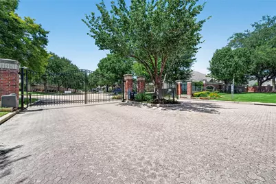 1103 Parkhaven Lane, Houston, TX 77077 - Photo 44