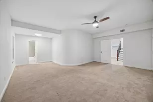 1033 W 23rd St, Houston, TX 77008 - Photo 6