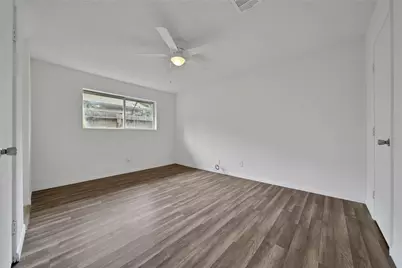 10006 Neuens Road #1, Houston, TX 77080 - Photo 12
