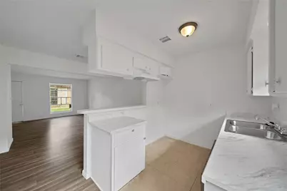 10006 Neuens Road #1, Houston, TX 77080 - Photo 6