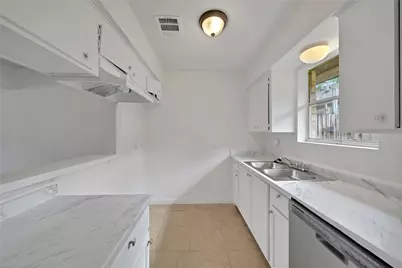 10006 Neuens Road #1, Houston, TX 77080 - Photo 8