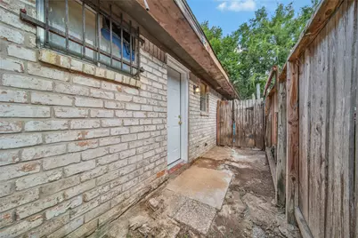 10006 Neuens Road #1, Houston, TX 77080 - Photo 18