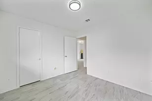 12315 Scarcella Ln, Meadows Place, TX 77477 - Photo 20