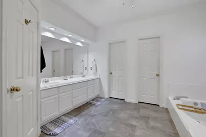 3926 Brook Shadow Drive, Houston, TX 77345 - Photo 26