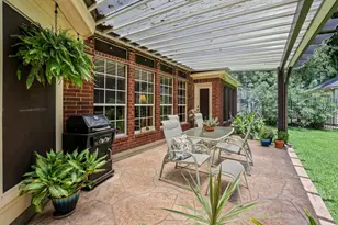3926 Brook Shadow Dr, Houston, TX 77345 - Photo 42