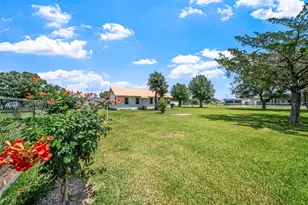 422 Caney St, Matagorda, TX 77457 - Photo 14